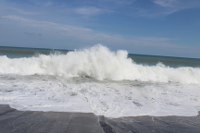 high-tide-warning-Pacific-beach