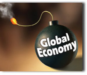 Handgranate Global Economy_300x259.jpg